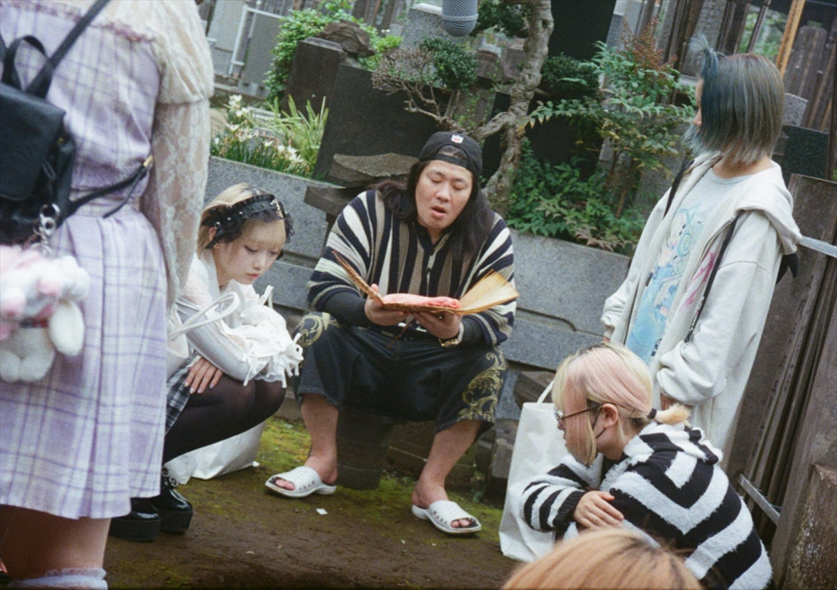 森七菜主演『炎上』少女が起こした“炎上”事件、歌舞伎町で彼女に何が？　予告＆場面写真解禁