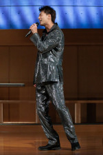 ミュージカル『奇跡を呼ぶ男』製作発表記者会見に出席した竹内涼真