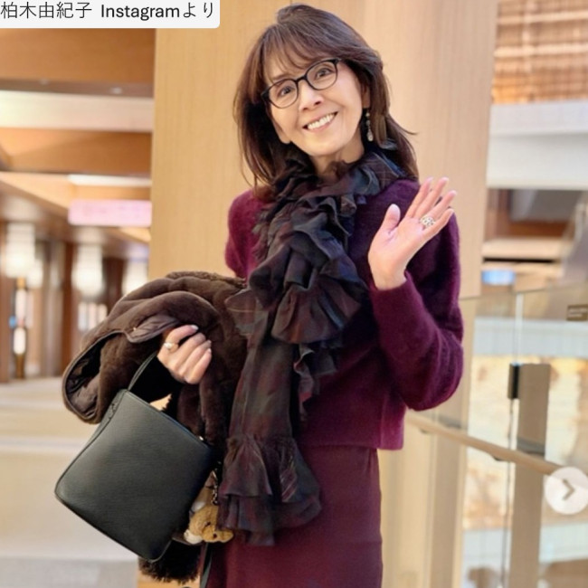 柏木由紀子、ソロショット　※「柏木由紀子」Instagram