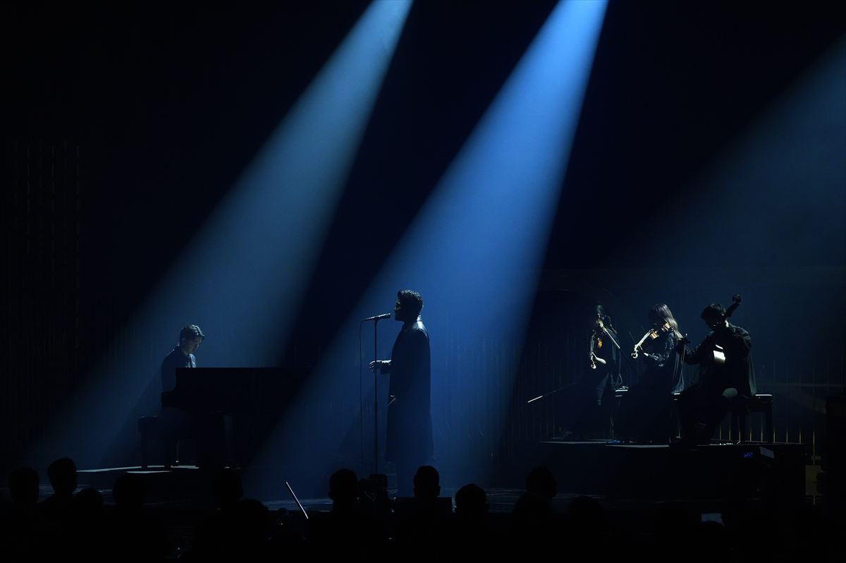 ＜第49回日本アカデミー賞＞主題歌賞受賞の『Luminance』井口理、生歌熱唱も挨拶は一言「嬉しいです、ありがとうございます！」