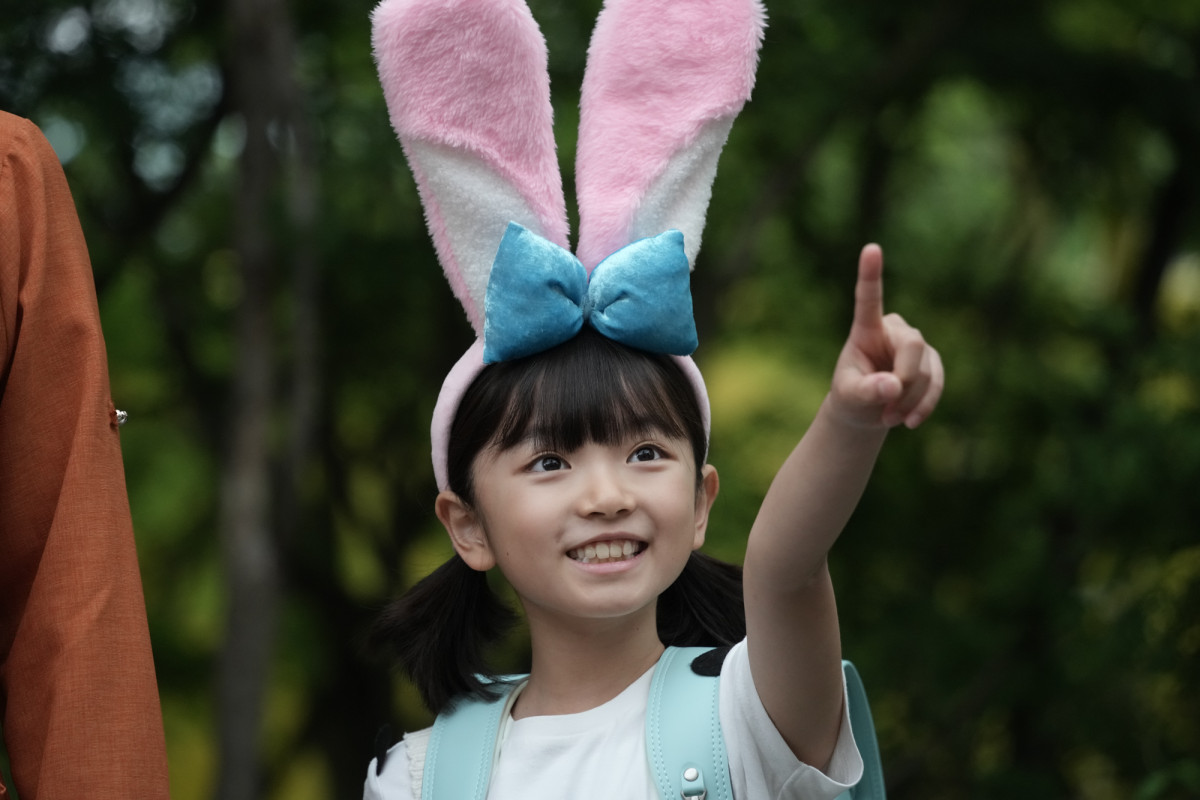 目黒蓮主演『SAKAMOTO DAYS』新場面写真解禁　驚異的再現度ビジュアル＆激しいバトルシーン