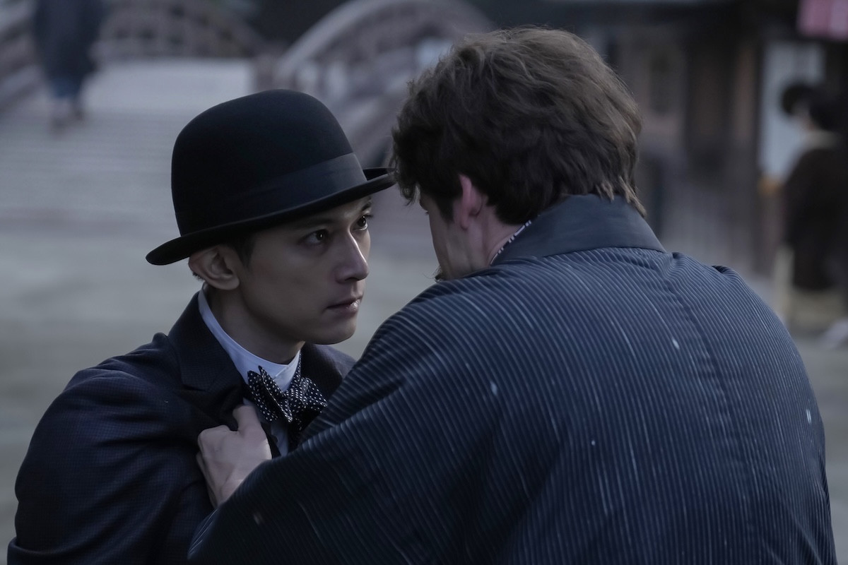 明日の『ばけばけ』“錦織”吉沢亮、“ヘブン”トミー・バストウに現実を突き付ける