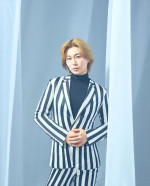 アニメ『おじゃる丸』第29シリーズエンディングテーマ　「旅でござんす おじゃる丸」を歌う氷川きよし