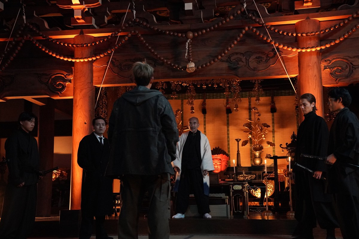 ジェフリー・ガイ×南沙良『殺手＃4』銃＆日本刀アクション場面写真など新カットが解禁