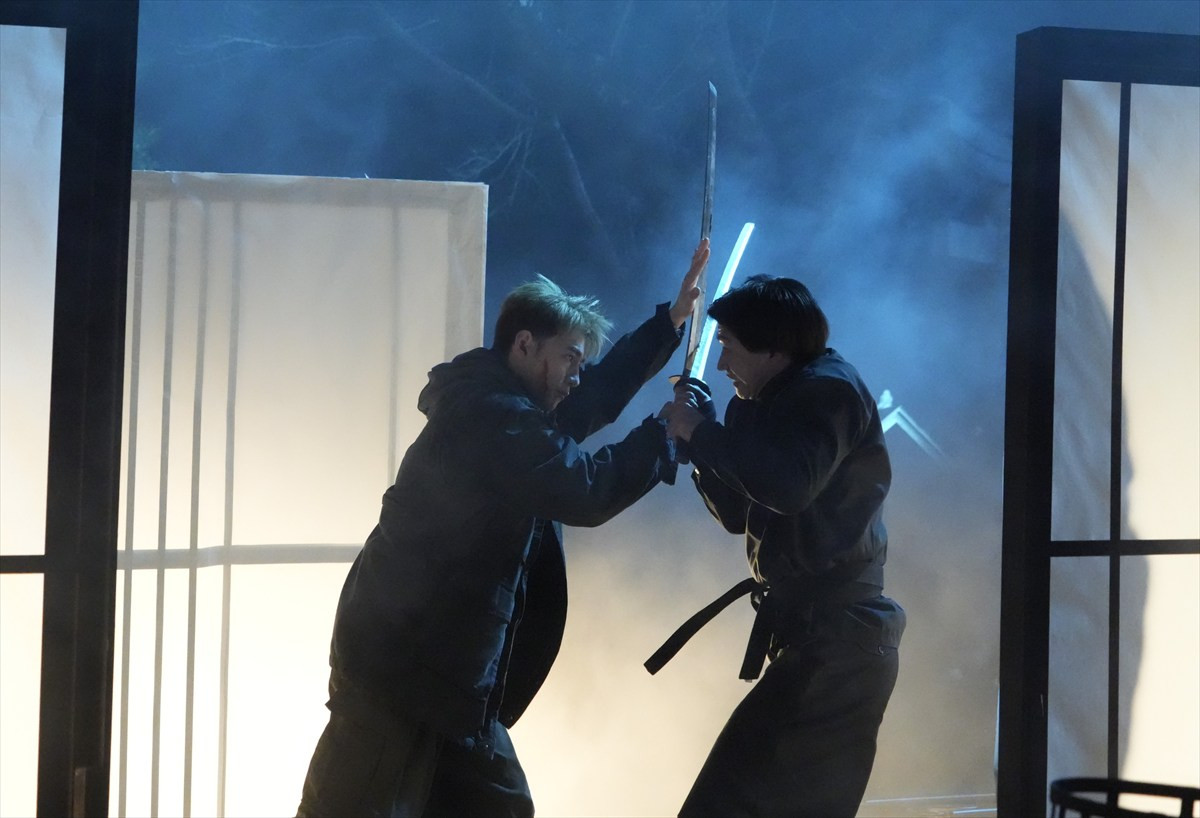 ジェフリー・ガイ×南沙良『殺手＃4』銃＆日本刀アクション場面写真など新カットが解禁