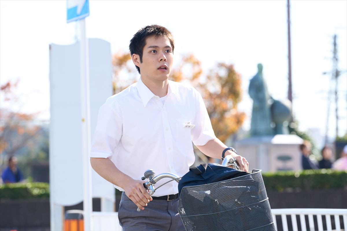 松坂桃李×北川景子の“過去”を細田佳央太×近藤華が演じる『未来』新場面写真解禁