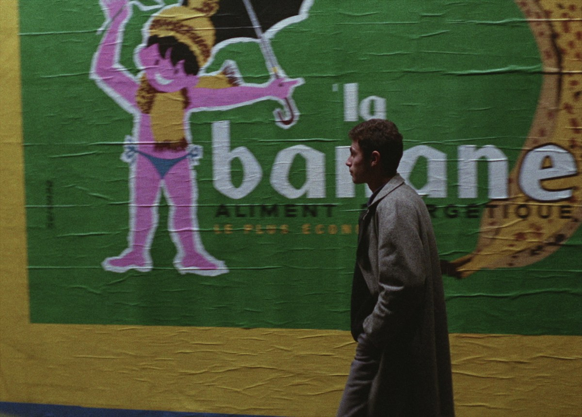 ジャン＝ピエール・レオ、アラン・ドロンらスター俳優がカメオ出演する映画『海辺の恋』よりアザーカット解禁