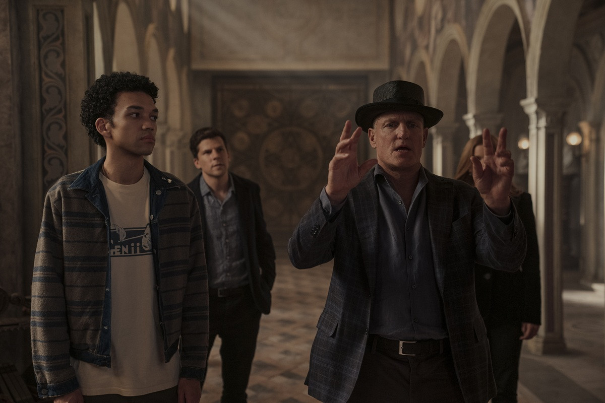 『グランド・イリュージョン』最新作　平均年齢23歳差の新旧キャストをつないだのは『バービー』とTikTok!?