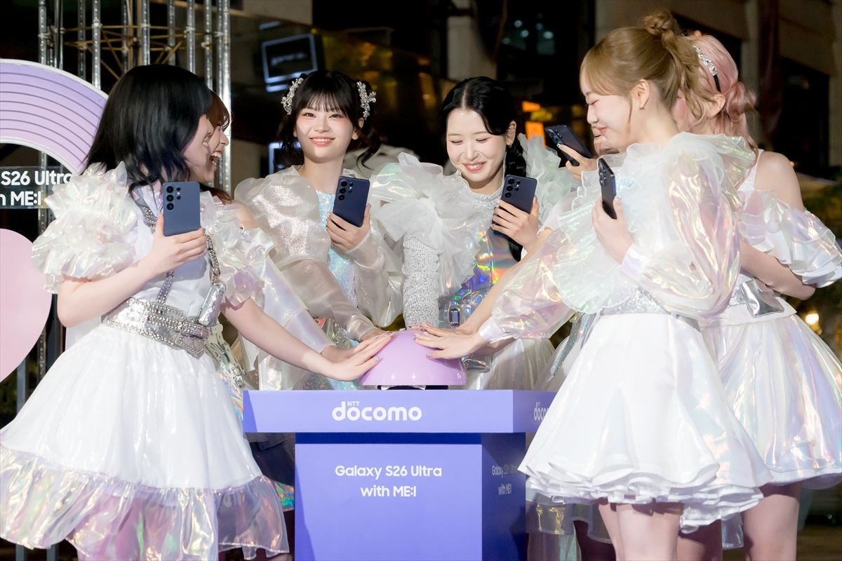 ME：I、光り輝くギャラクシーファッションで赤坂に登場　3年目への意気込み語る「初心を忘れずに」