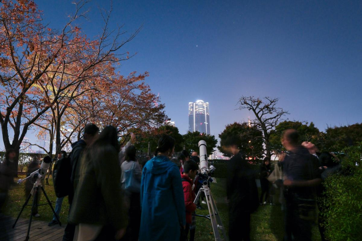 260402「『チ。 ―地球の運動について―』×東京シティビュー ～世界の見方が変わる体験を、展望台で～」