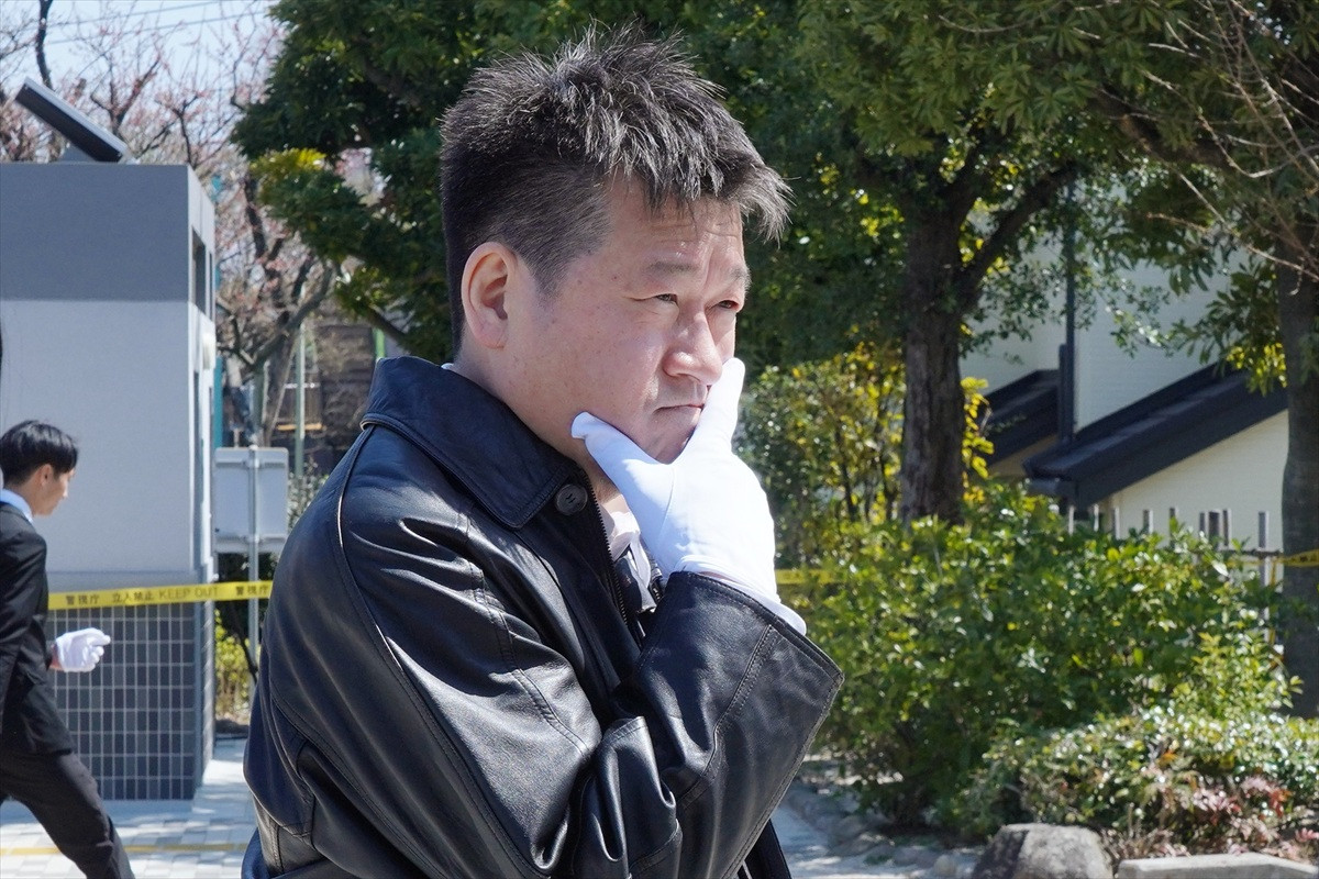 佐藤二朗＆橋本愛が“秘密”を抱えた刑事夫婦に　考察ミステリードラマ『夫婦別姓刑事』今夜スタート