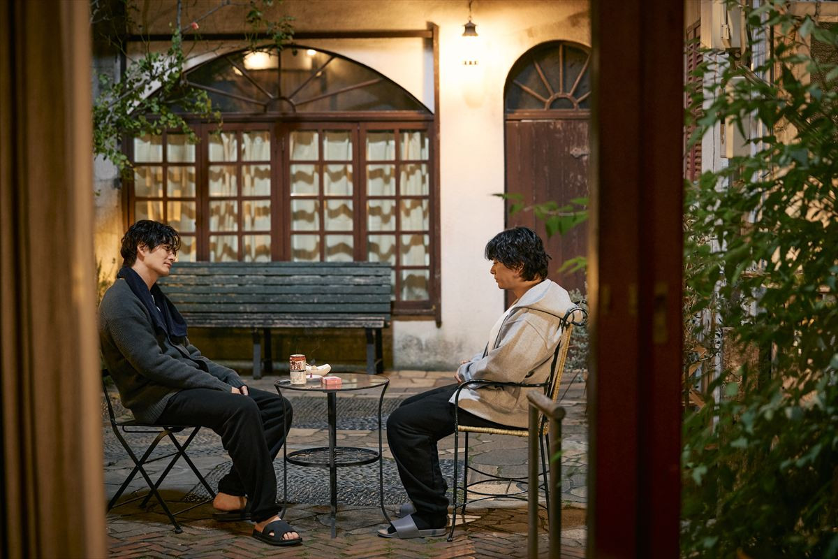 岡田将生×染谷将太、兄弟役で両親殺害事件の犯人を追うクライムサスペンス『田鎖ブラザーズ』今夜スタート！