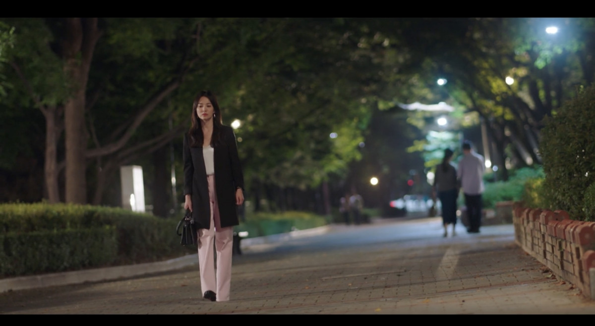 韓流ヒロインの“春のオフィスカジュアル”がかわいい！　人気韓国ドラマ4選