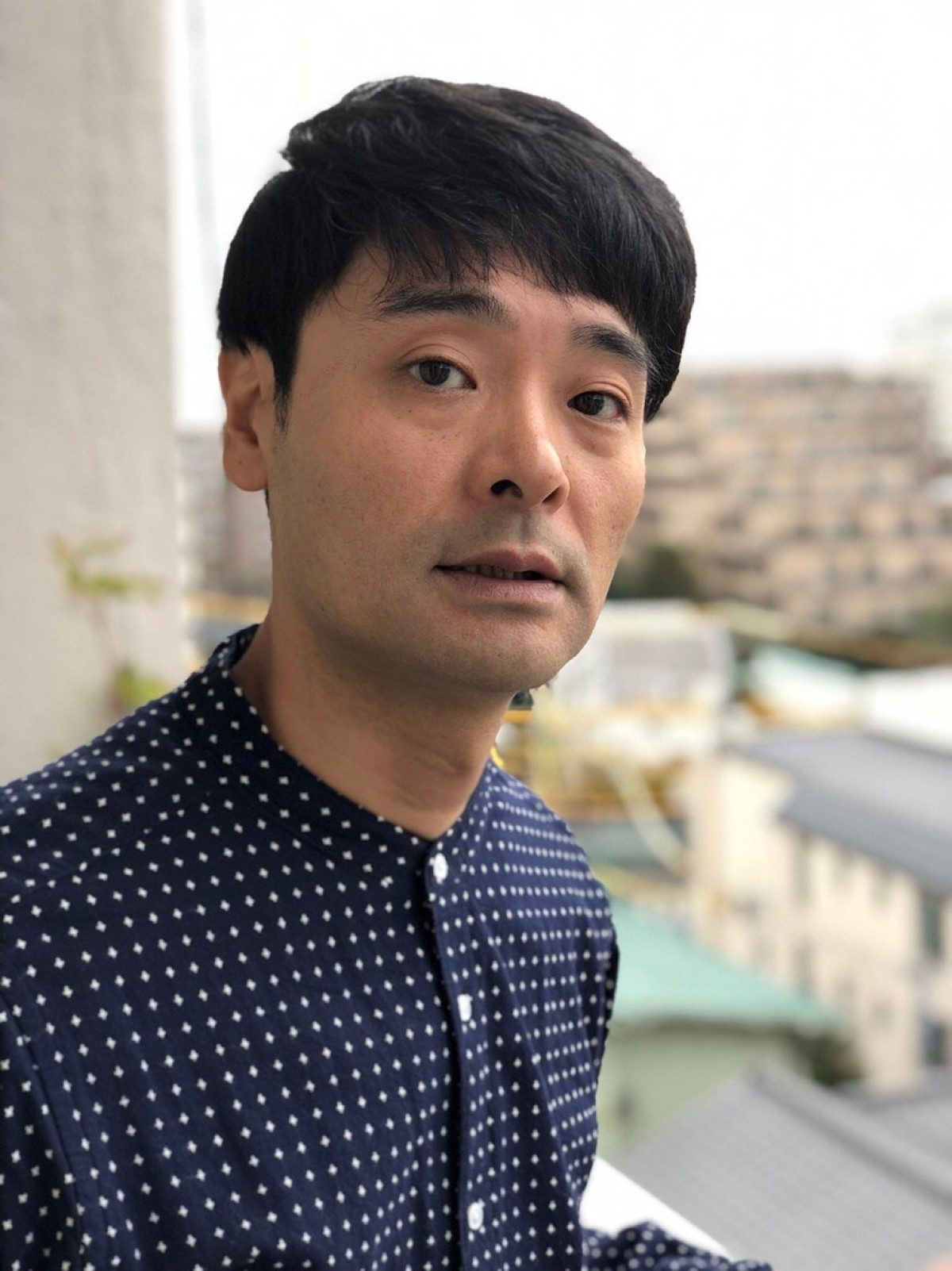 小日向星一、佐々木春香、池谷のぶえ出演！　ヤヌシュ・コルチャックの名作『子どものためのうつくしい国』上演　演出はノゾエ征爾