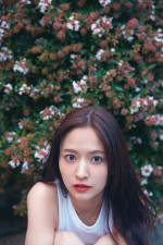 乃木坂46 金川紗耶1st写真集『好きのグラデーション』裏表紙（楽天ブックス限定版）