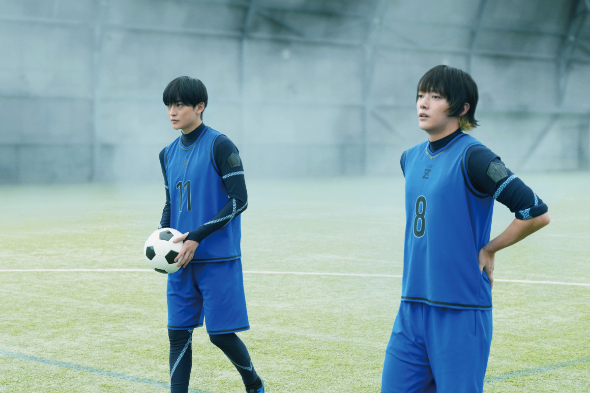 高橋文哉主演映画『ブルーロック』熱戦が垣間見える場面写真解禁　YouTube企画も始動