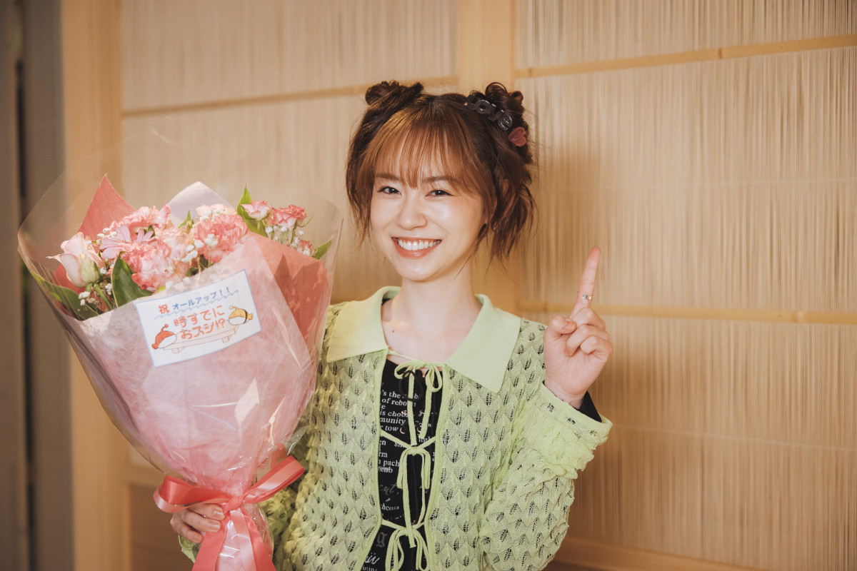 『時すでにおスシ!?』永作博美＆松山ケンイチらが笑顔でクランクアップ「かけがえのない経験になりました」