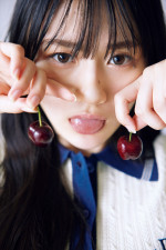 乃木坂46・川崎桜1st写真集『エチュード』応募特典アザーカットミニブック裏表紙