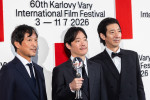映画『焼却炉』が第60回カルロヴィ・ヴァリ国際映画祭でプロキシマ部門審査員特別賞授賞（左から）高田聡プロデューサー、内田俊太郎監督、長尾卓磨