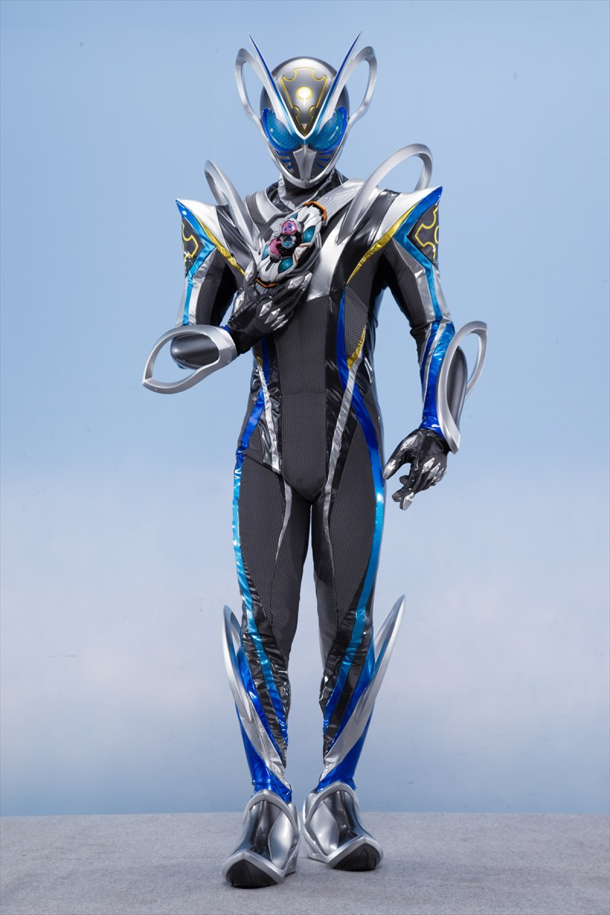 今度の仮面ライダーはネズミ!?　『仮面ライダーマイス』2026年9月スタート