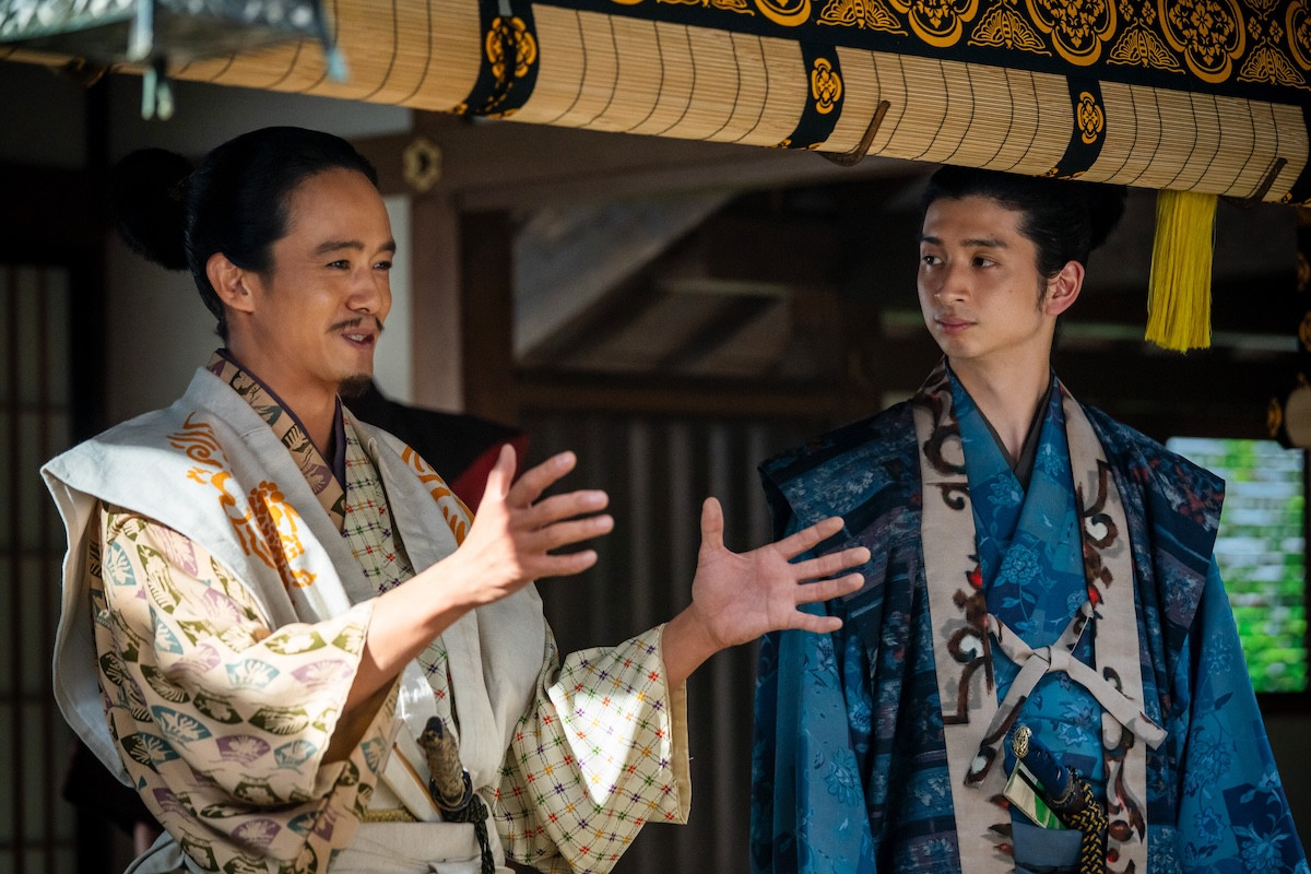 『豊臣兄弟！』第26回 “小一郎”仲野太賀と“秀吉”池松壮亮、“信長”小栗旬たちを長浜城に招く