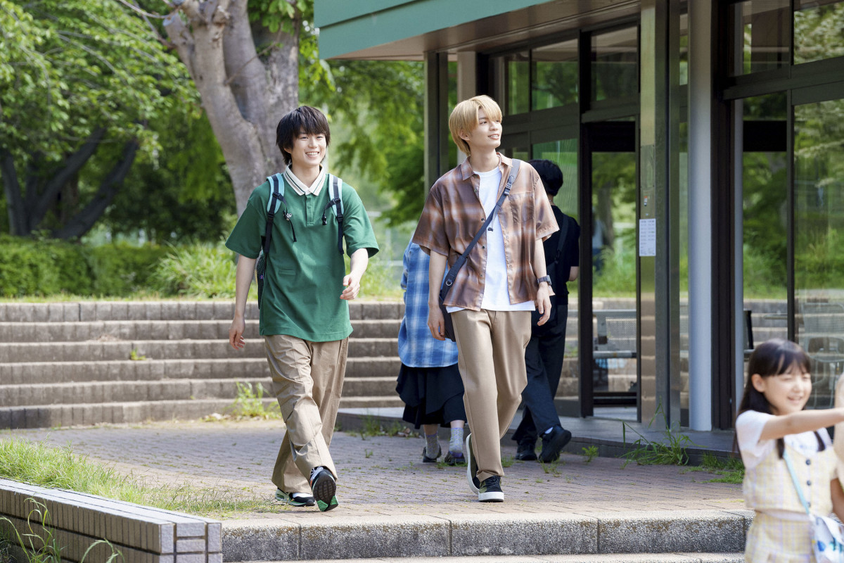 『君は夏のなか』第3話　“渉”奥智哉、女子と親しく話す“千晴”杢代和人を見て悶々とする