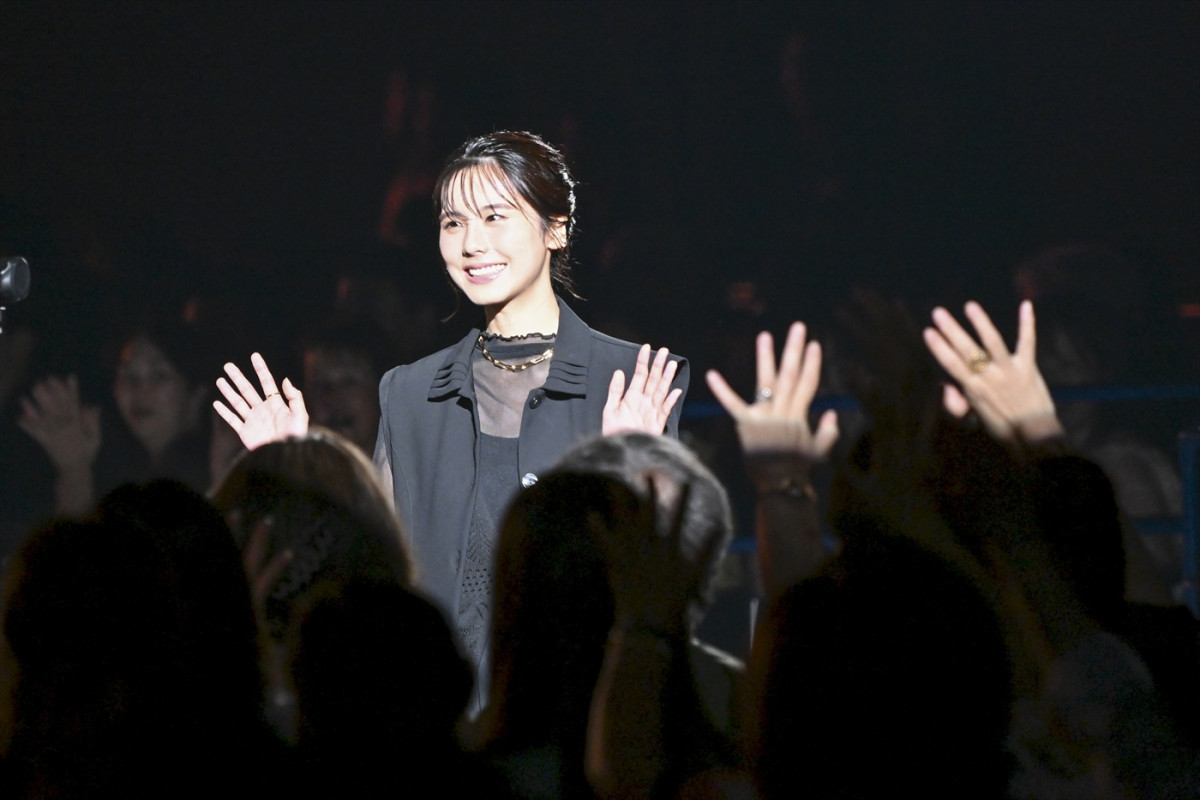 『VIVANT』キャストが豪華集結！ “野崎”阿部寛が煙に巻く？ “ノコル”二宮和也の出番は？ ギリギリの深掘りトーク＜イベントレポート＞