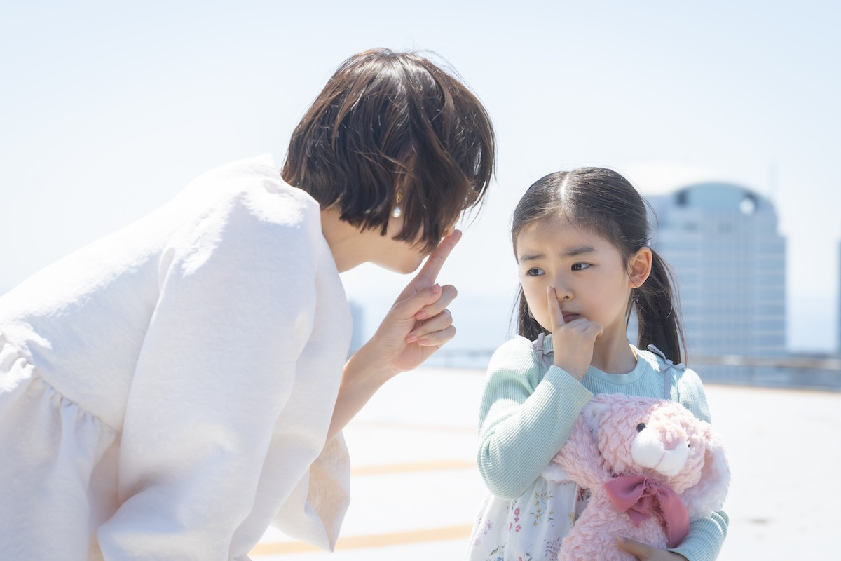 『おちたらおわり』第8話 “明日海”宇垣美里、“孔美子”篠田麻里子から“誓約書”へのサインを迫られる
