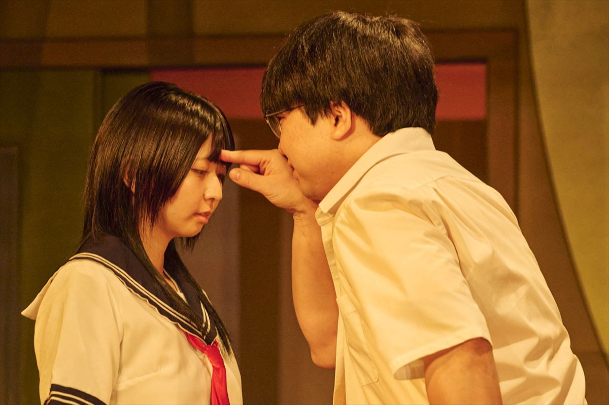 アナログスイッチ『転校生は、かぐや』開幕！　さえない男子高校生たちのもとに“月人”の少女が