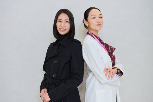 松下奈緒と冨永愛　ドラマ『アナログナース～デジタルってなんなんだよ!?～』より