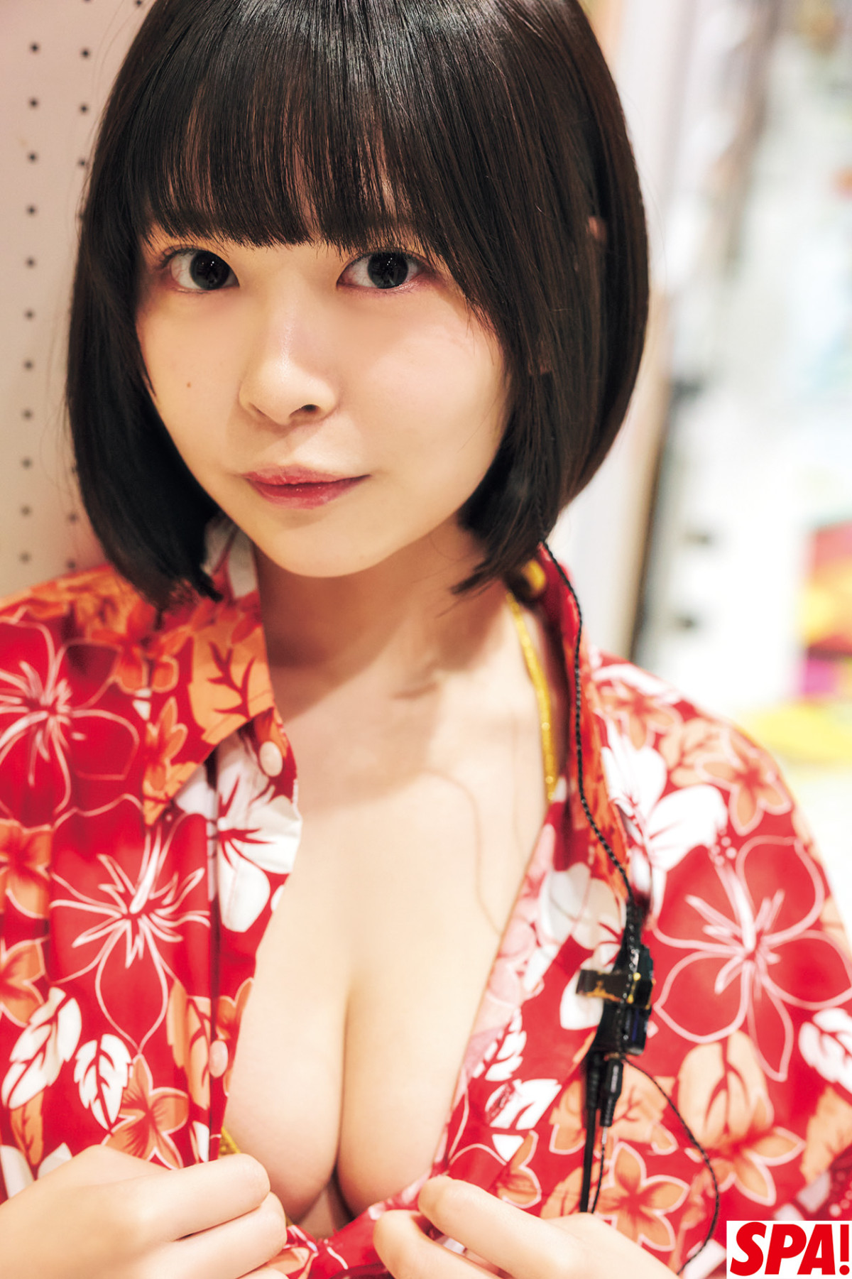 “役満ボディ”岡田紗佳、Tシャツ姿で“気取らない色気”　元HKT48美女のマシュマロボディも
