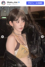 宮脇咲良、アメリカの音楽フェスティバルでのオフショットを披露　※「宮脇咲良」Instagram