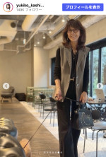 柏木由紀子、秋コーデを披露　※「柏木由紀子」Instagram