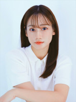 舞台『ひといきれ』に出演する山内優花