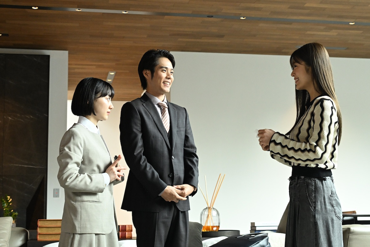 『南田南弁護士は天才肌』第2話“南”芦田愛菜、ウエディングドレスの謎を解くため潜入捜査を敢行！