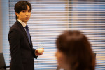 『溺愛　～ 実は、最強ヒーロー ～』第1話場面写真