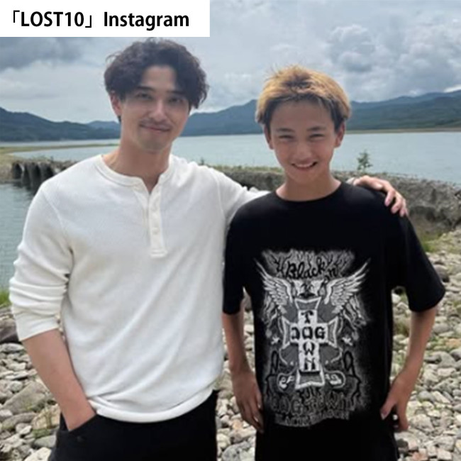 （左から）横浜流星と大角英夫　※「LOST10」Instagram