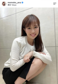 道岡桃子、白ニット姿を披露　※「道岡桃子」Instagram
