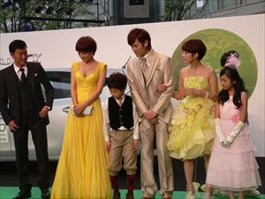 「明日に架ける愛」グリーンカーペット（東京国際映画祭2011）