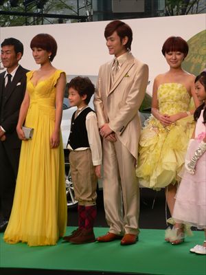 「明日に架ける愛」グリーンカーペット（東京国際映画祭2011）