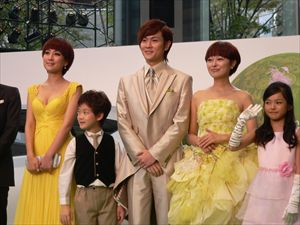 「明日に架ける愛」グリーンカーペット（東京国際映画祭2011）