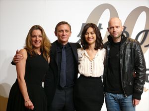 「007／慰めの報酬」来日記者会見