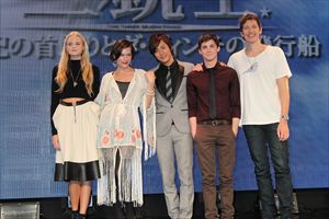 「三銃士／王妃の首飾りとダ・ヴィンチの飛行船」来日会見