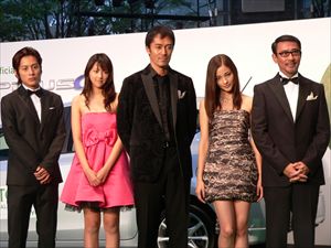 「麒麟の翼 ～劇場版・新参者～」グリーンカーペット（東京国際映画祭2011）