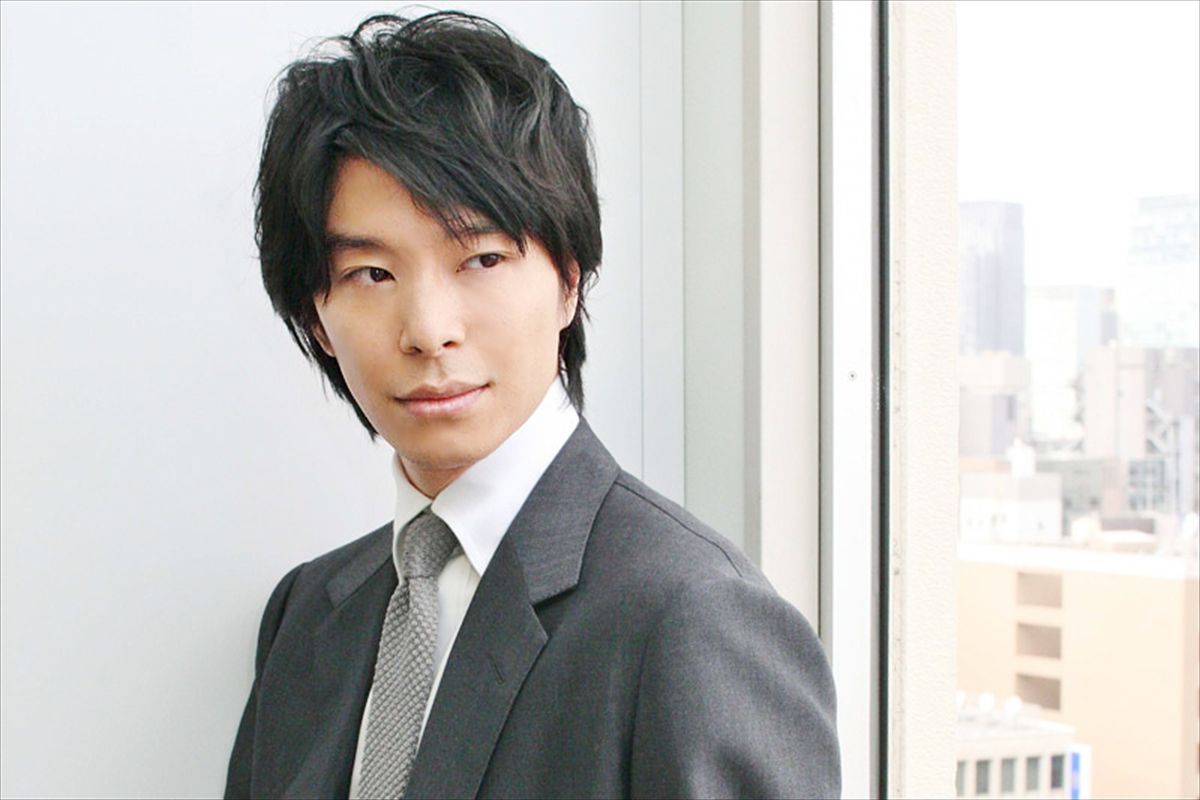 長谷川博己 写真 人物情報 |クランクイン!