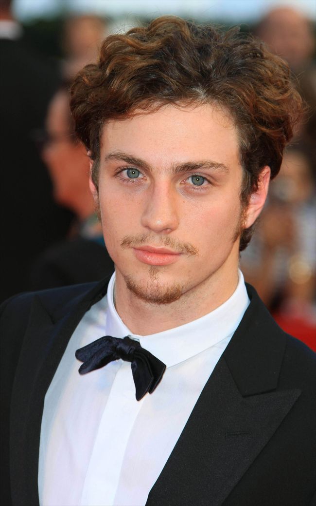 Aaron Johnson56_66364197