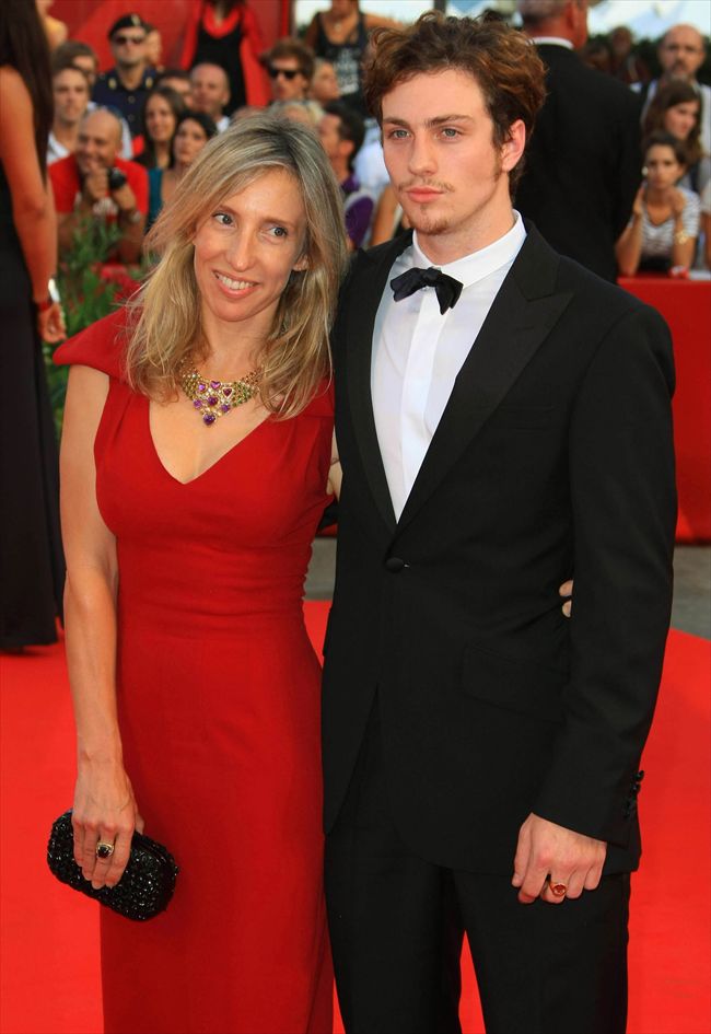 Aaron Johnson57_66364234