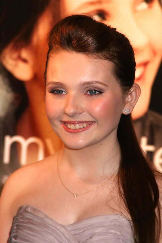 Abigail Breslin105_64830265