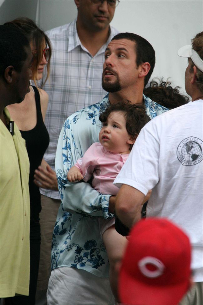 Adam Sandler189_09527805