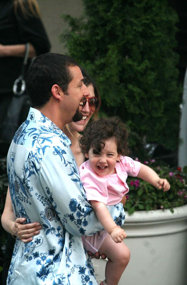 Adam Sandler190_09527807